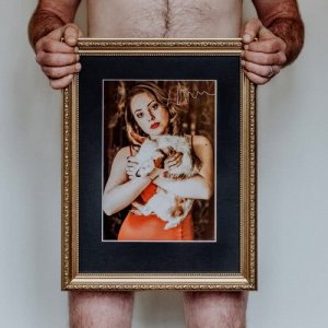 收聽Lauran Hibberd的Sugardaddy歌詞歌曲