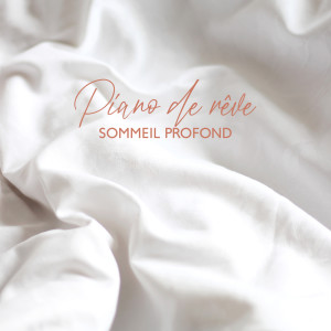 Listen to Les jouets jouent song with lyrics from Ensemble de Musique Magique