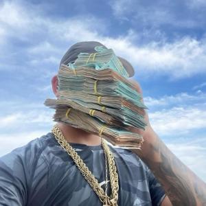 收聽DJ MT DE ARACRUZ的MC RD Ela Brotou Pra Sentar歌詞歌曲