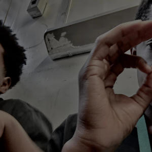 收聽KayyBzzly的Untouchable (feat. Baby5ive) (Explicit)歌詞歌曲