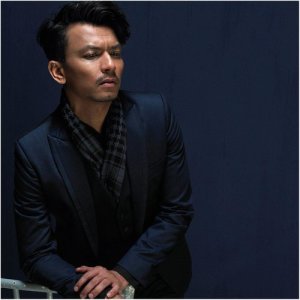 ดาวน์โหลดและฟังเพลง Sejati (Remastered) พร้อมเนื้อเพลงจาก Faizal Tahir