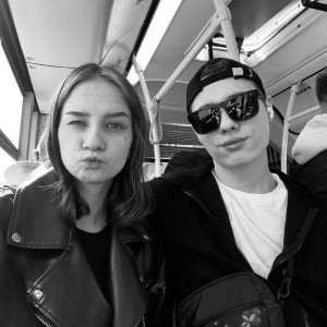 Dengarkan lagu V (Explicit) nyanyian Masnt dengan lirik