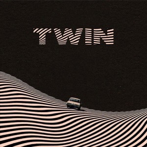 ดาวน์โหลดและฟังเพลง TWIN (Explicit) พร้อมเนื้อเพลงจาก STS-51L