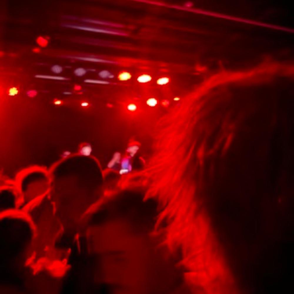 wheres yo head at (feat. Basement Jaxx) (barts. remix)