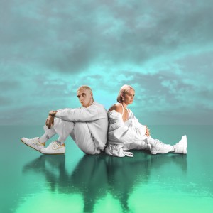 ดาวน์โหลดและฟังเพลง fuck, i’m lonely (stripped) (Explicit) (stripped|Explicit) พร้อมเนื้อเพลงจาก Lauv