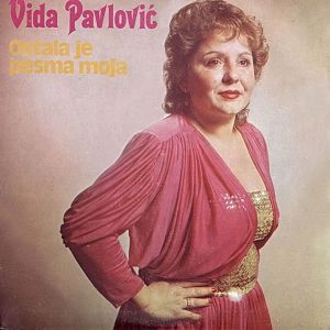 Dengarkan lagu Livadama, dolinama nyanyian Vida Pavlovic dengan lirik