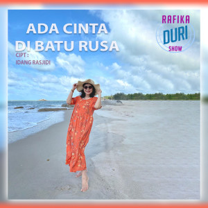 Dengarkan ADA CINTA DI BATU RUSA lagu dari Rafika Duri dengan lirik