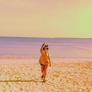 收聽Winesomelai的Sa Tabi (feat. 6icky & prodjvstine)歌詞歌曲