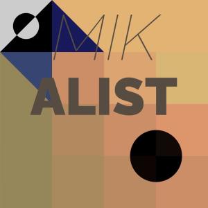 Dengarkan lagu Obscured Genius nyanyian Rosary dengan lirik