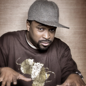 DJ Spinna ดาวน์โหลดและฟังเพลงฮิตจาก DJ Spinna
