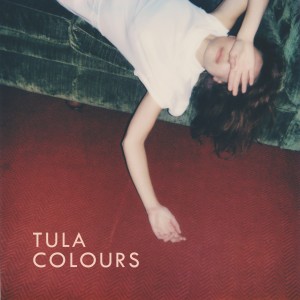 ดาวน์โหลดและฟังเพลง Colours พร้อมเนื้อเพลงจาก Tula