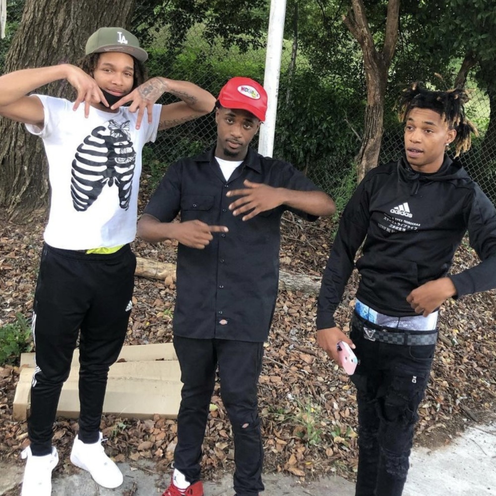 ** Talk (feat. Ykyk) (Explicit)