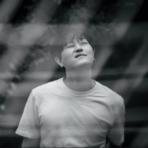 ดาวน์โหลดและฟังเพลง 봄 พร้อมเนื้อเพลงจาก Ruwan