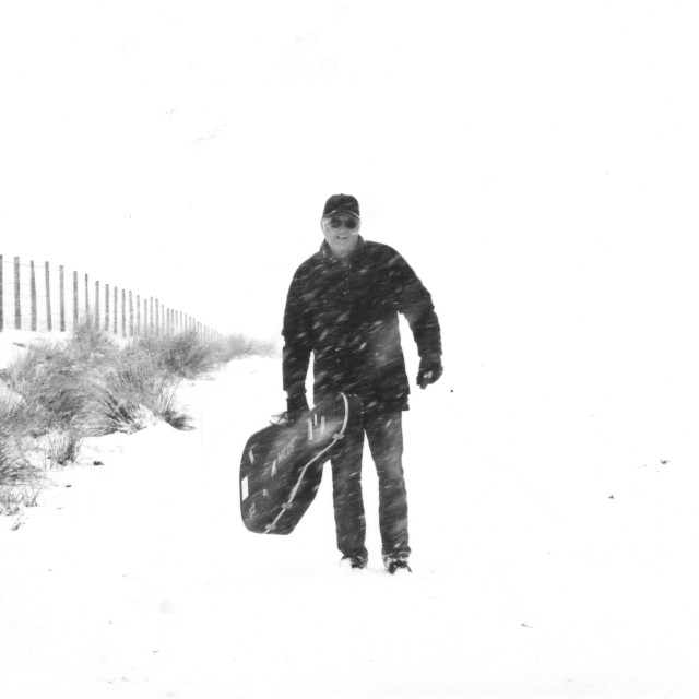 收聽Michael Chapman的Sometimes You Just Drive歌詞歌曲