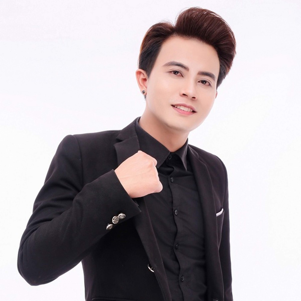 Anh Biết Anh Là Ai