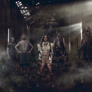 收聽Cata Raybaud的Normandía歌詞歌曲