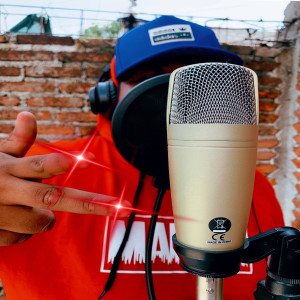 ดาวน์โหลดและฟังเพลง Comenzaba พร้อมเนื้อเพลงจาก Alex Hernández