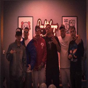 default playlist img