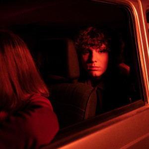 ดาวน์โหลดและฟังเพลง Testa in giù พร้อมเนื้อเพลงจาก Tenth Sky