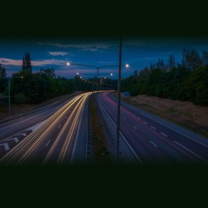 ดาวน์โหลดและฟังเพลง Waking at Midnight พร้อมเนื้อเพลงจาก Crossroad Jam