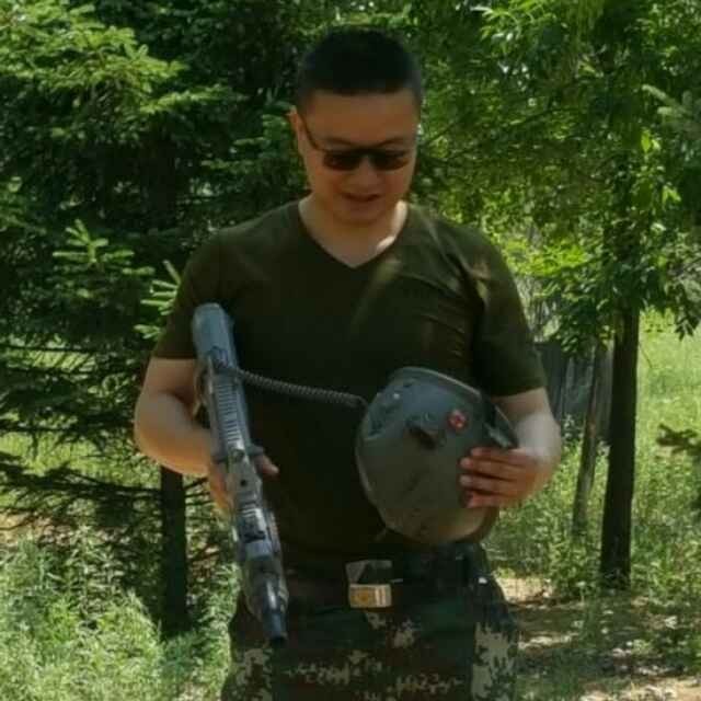 毕重奕