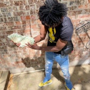 Listen to FreeLiKey (feat. ZaeDaTrapgod) (Explicit) song with lyrics from LuhMack