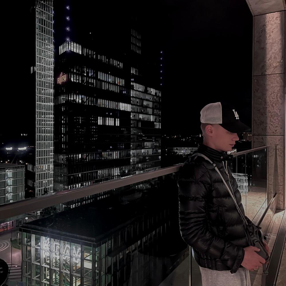 Bis in die Ewigkeit (feat. Tripppa) (Explicit)