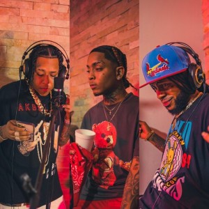 Listen to Gota A Gota (Explicit) song with lyrics from Wander Love