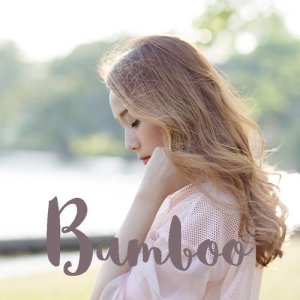 ดาวน์โหลดและฟังเพลง ความรู้สึกเมื่อฉันพบเธอ พร้อมเนื้อเพลงจาก Bamboo