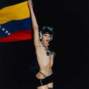 ดาวน์โหลดและฟังเพลง KLK (Instrumental) พร้อมเนื้อเพลงจาก Arca
