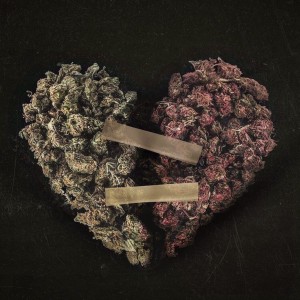 Dengarkan Бриз (Explicit) lagu dari RAUF HATTAB dengan lirik