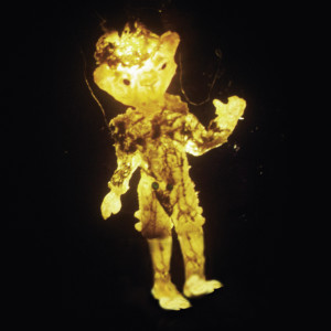 收听Goldman的Stronger Than Me歌词歌曲