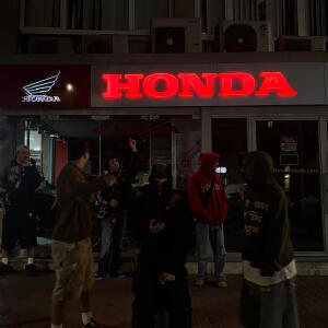 Pickpocket的專輯pickpocket ft.honda-svejifikacia (Explicit)