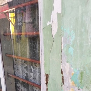 ดาวน์โหลดและฟังเพลง Waktu yang kita punya พร้อมเนื้อเพลงจาก Deri