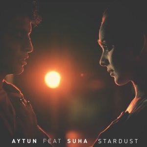 收聽Aytun的Stardust歌詞歌曲