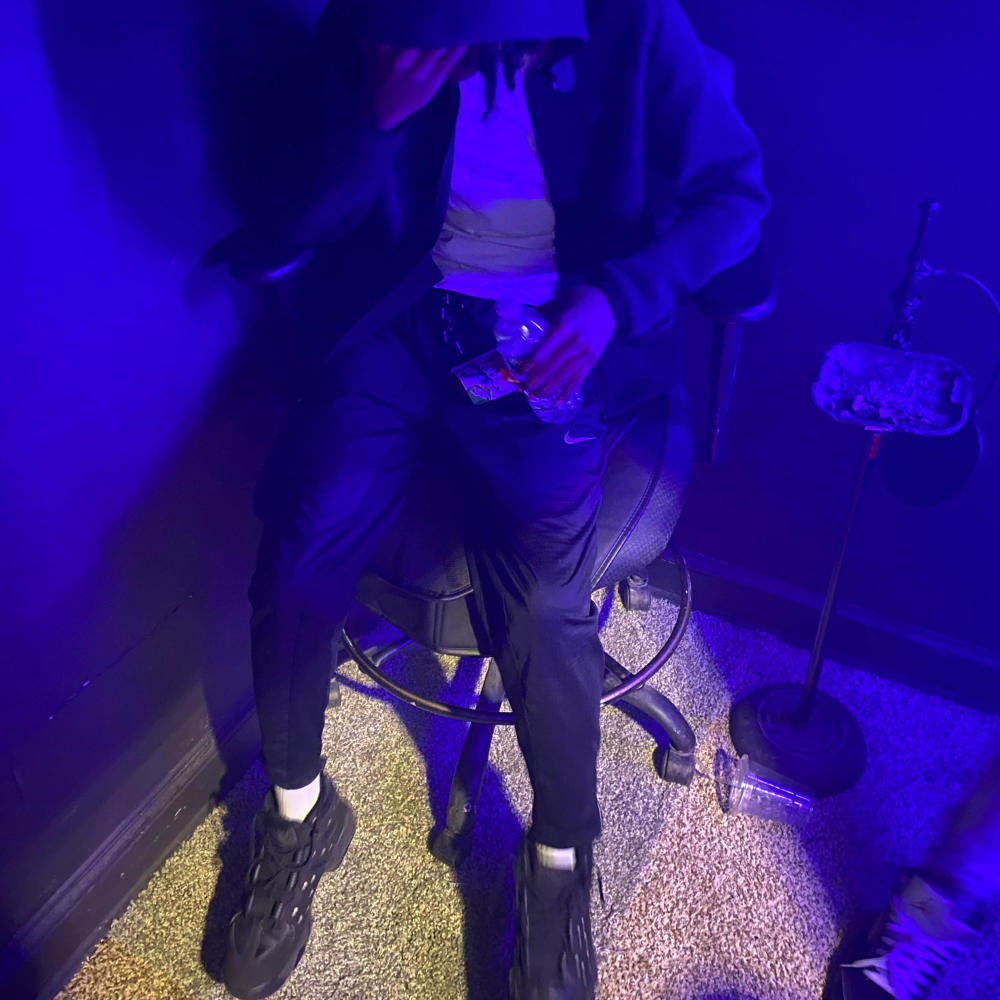 Like that (Bonus) (feat. Lil Karr)