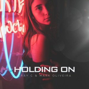 ดาวน์โหลดและฟังเพลง Holding On พร้อมเนื้อเพลงจาก CRAY C