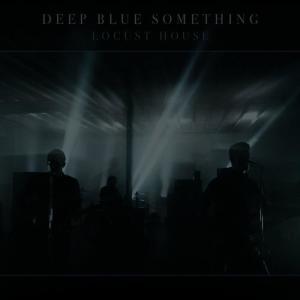 ดาวน์โหลดและฟังเพลง Out of My Head พร้อมเนื้อเพลงจาก Deep Blue Something