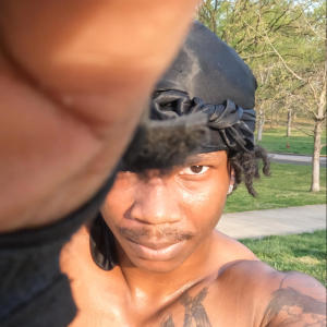 ดาวน์โหลดและฟังเพลง Whats Yo Deal พร้อมเนื้อเพลงจาก MychMych