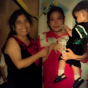 ดาวน์โหลดและฟังเพลง Golden Child (Explicit) พร้อมเนื้อเพลงจาก RichNoize