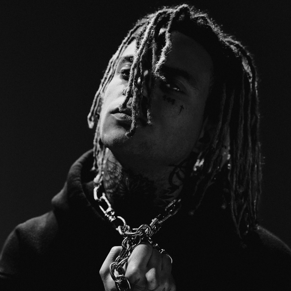Holiday Inn (feat. JOY.) (Explicit)