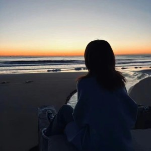 Listen to Reminiscence (完整版) song with lyrics from 张新