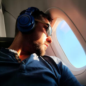 ดาวน์โหลดและฟังเพลง A tale not told twice พร้อมเนื้อเพลงจาก Felipe Marquez