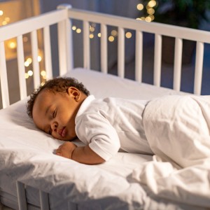 ดาวน์โหลดและฟังเพลง Melodías Serenas Que Susurran Consuelo Silencioso พร้อมเนื้อเพลงจาก Risas de Bebé