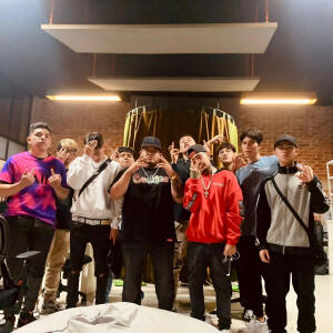 default playlist img