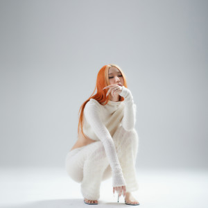 Dengarkan Lauren lagu dari 도페인 dengan lirik