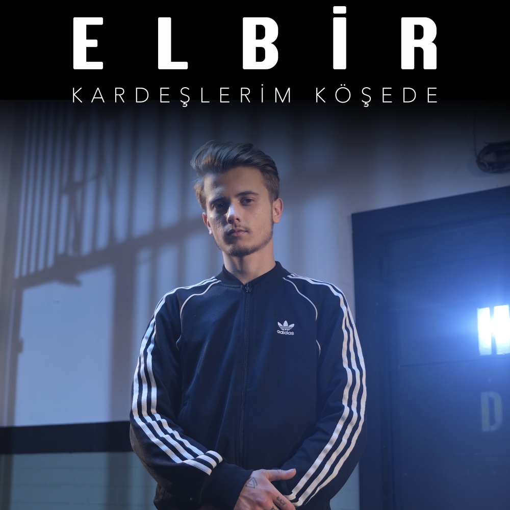 Kardeşlerim Köşede