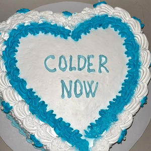 收聽Zoë Fae的COLDER NOW歌詞歌曲