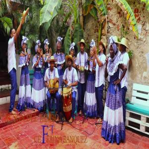 Listen to Dame La Mano Prima song with lyrics from AL SON DEL TAMBÓ