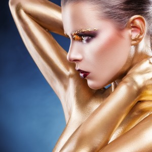 ดาวน์โหลดและฟังเพลง Your So Golden พร้อมเนื้อเพลงจาก Leon Jaar